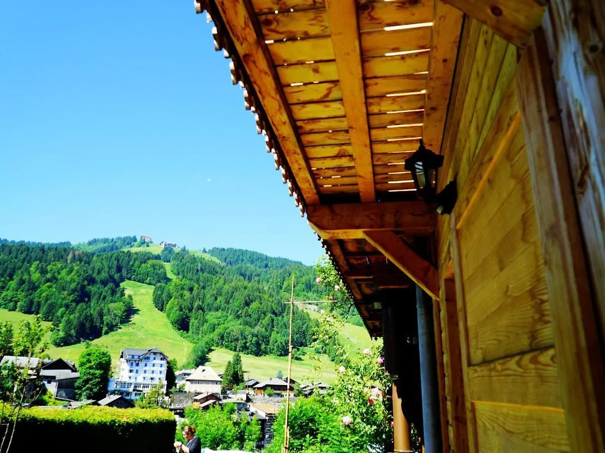 Chalet De Luxe Avec Cheminee, Terrasse, Garage A Morzine - Fr-1-524-14 0*,  France