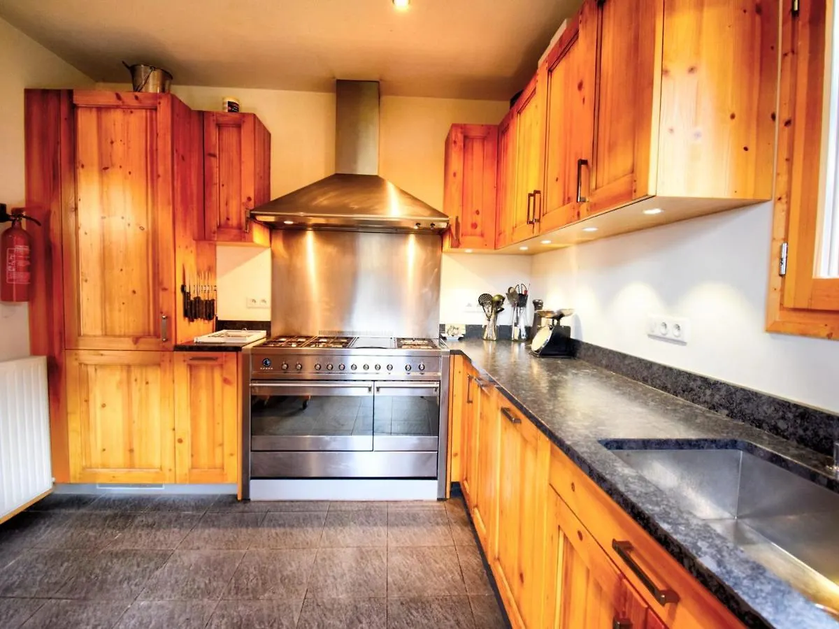 Chalet De Luxe Avec Cheminee, Terrasse, Garage A Morzine - Fr-1-524-14